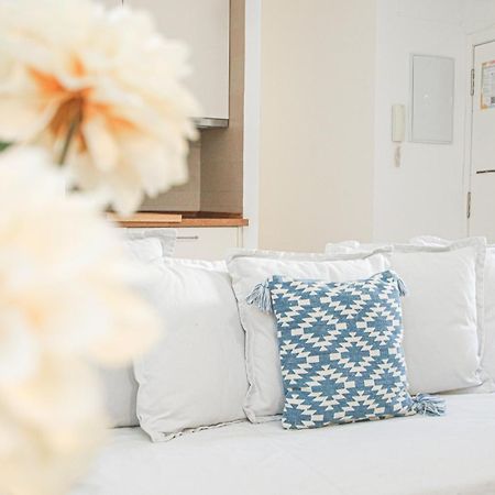 Charming Apt In The Center - 10M Walk Isla Magica Sevilla Buitenkant foto