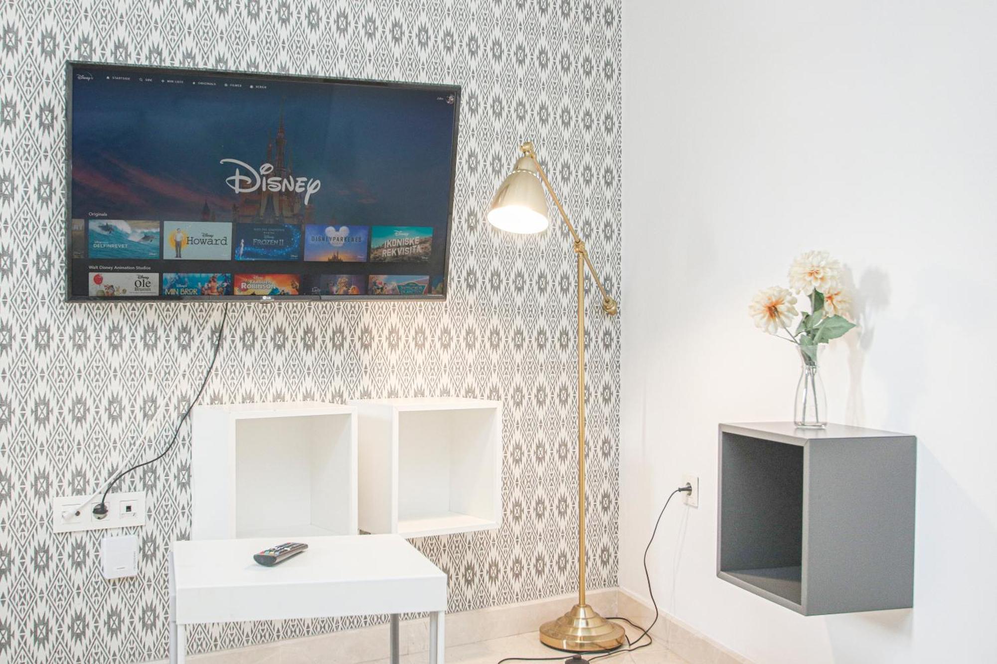 Charming Apt In The Center - 10M Walk Isla Magica Sevilla Buitenkant foto