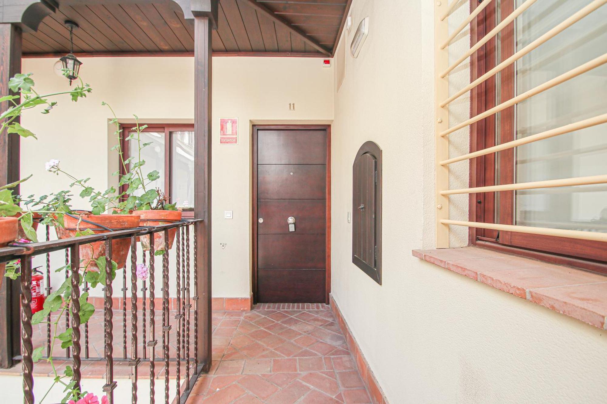 Charming Apt In The Center - 10M Walk Isla Magica Sevilla Buitenkant foto
